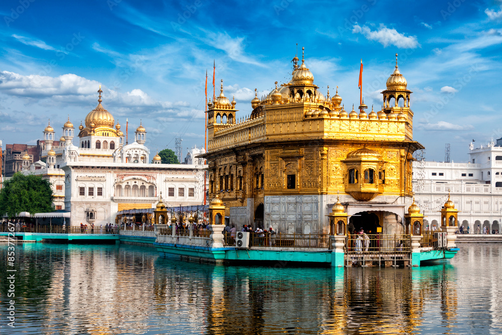 GOLDEN TEMPLE, VAISHNO DEVI AND KASHMIR TOUR