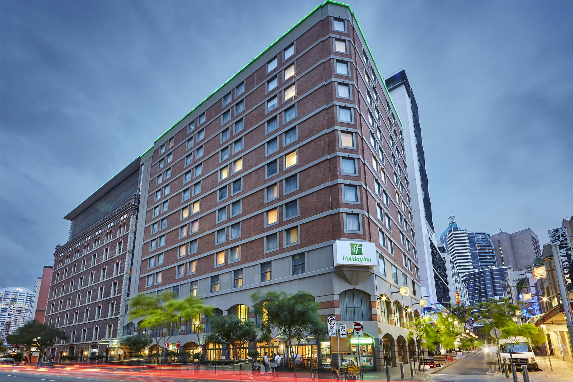 Holiday Inn Darling Harbour